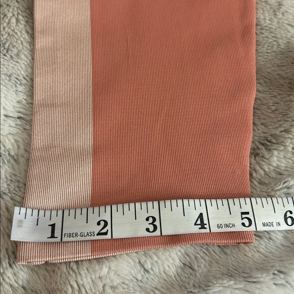 Lululemon Ebb to train Abstract Coral and Beige Leggings - Picture 14 of 14